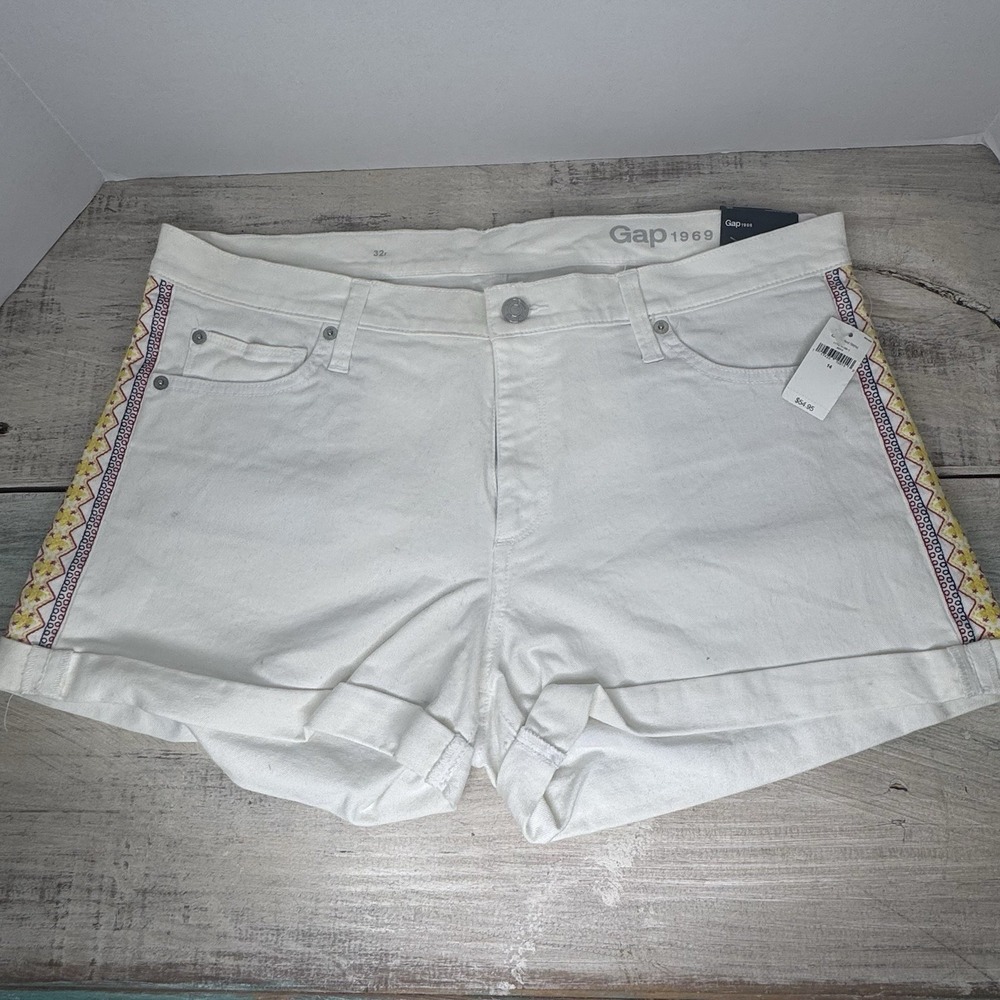 Women's Gap 1969 White Jean Shorts Size‎ 14 Waist 32R